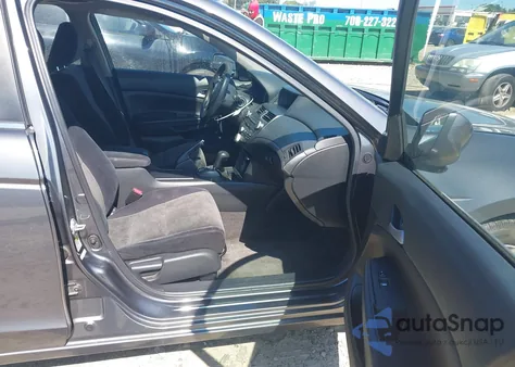 2009 Honda Accord 2.4 Lx-P from USA, damaged, VIN 1HGCP26499A016818